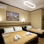 Shtaka Hotel *